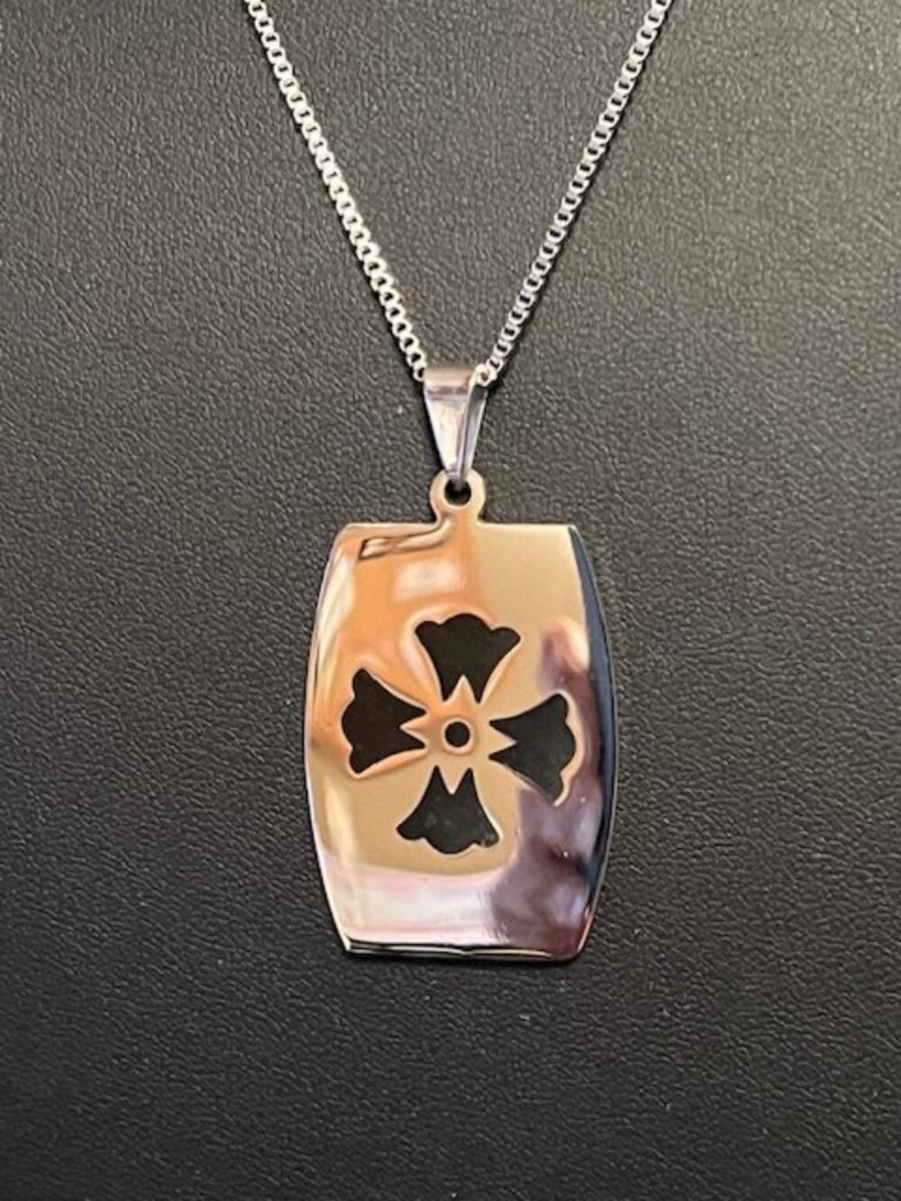 Stainless Steel Dog Tag Pendant Necklace with Cross Design (P67)